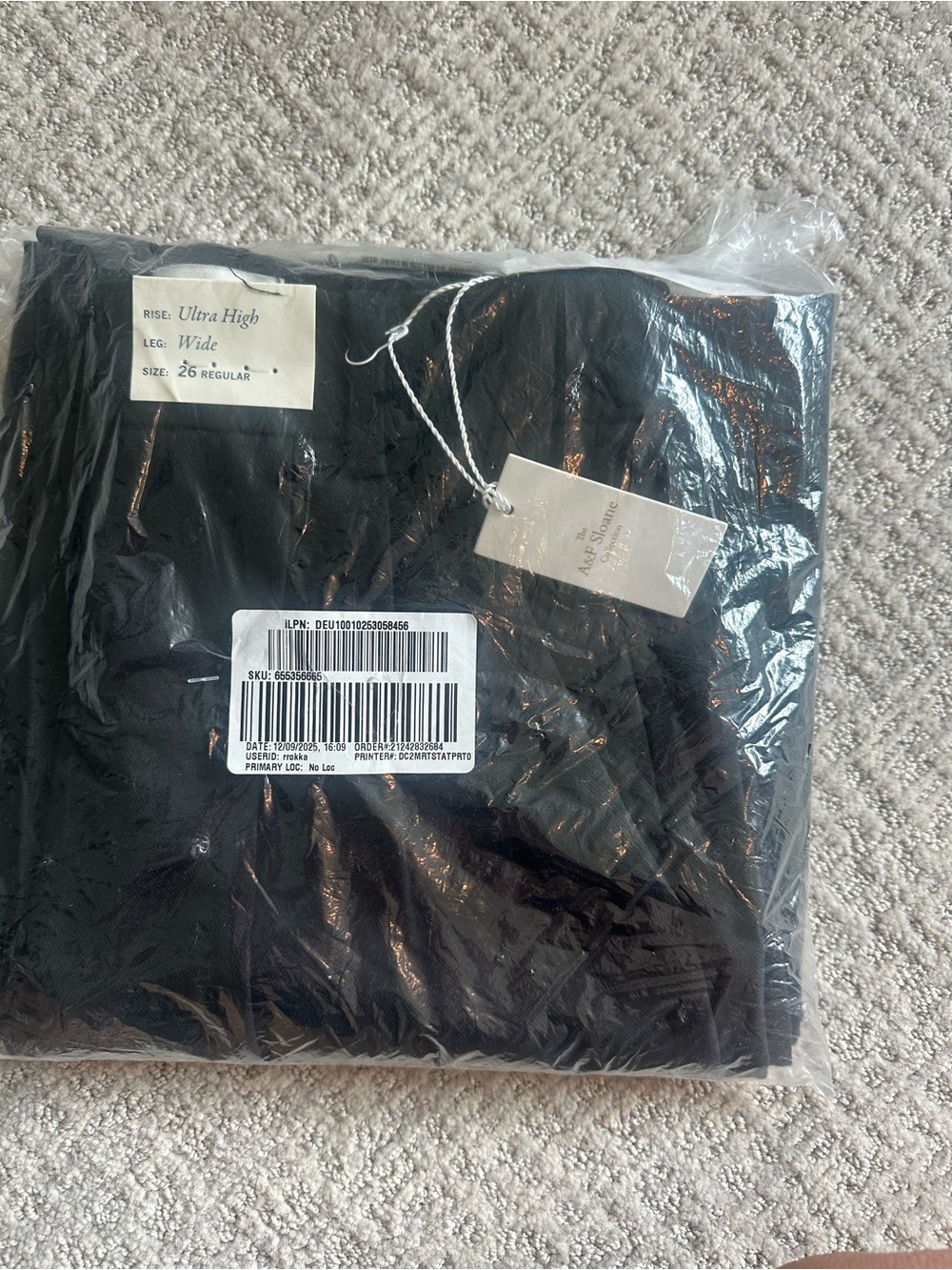 Abercrombie & Fitch Men's Black Ultra High Rise Wide Leg Chinos